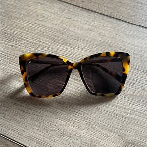 Diff Eyewear Tortoise Cat-Eye Sunglasses